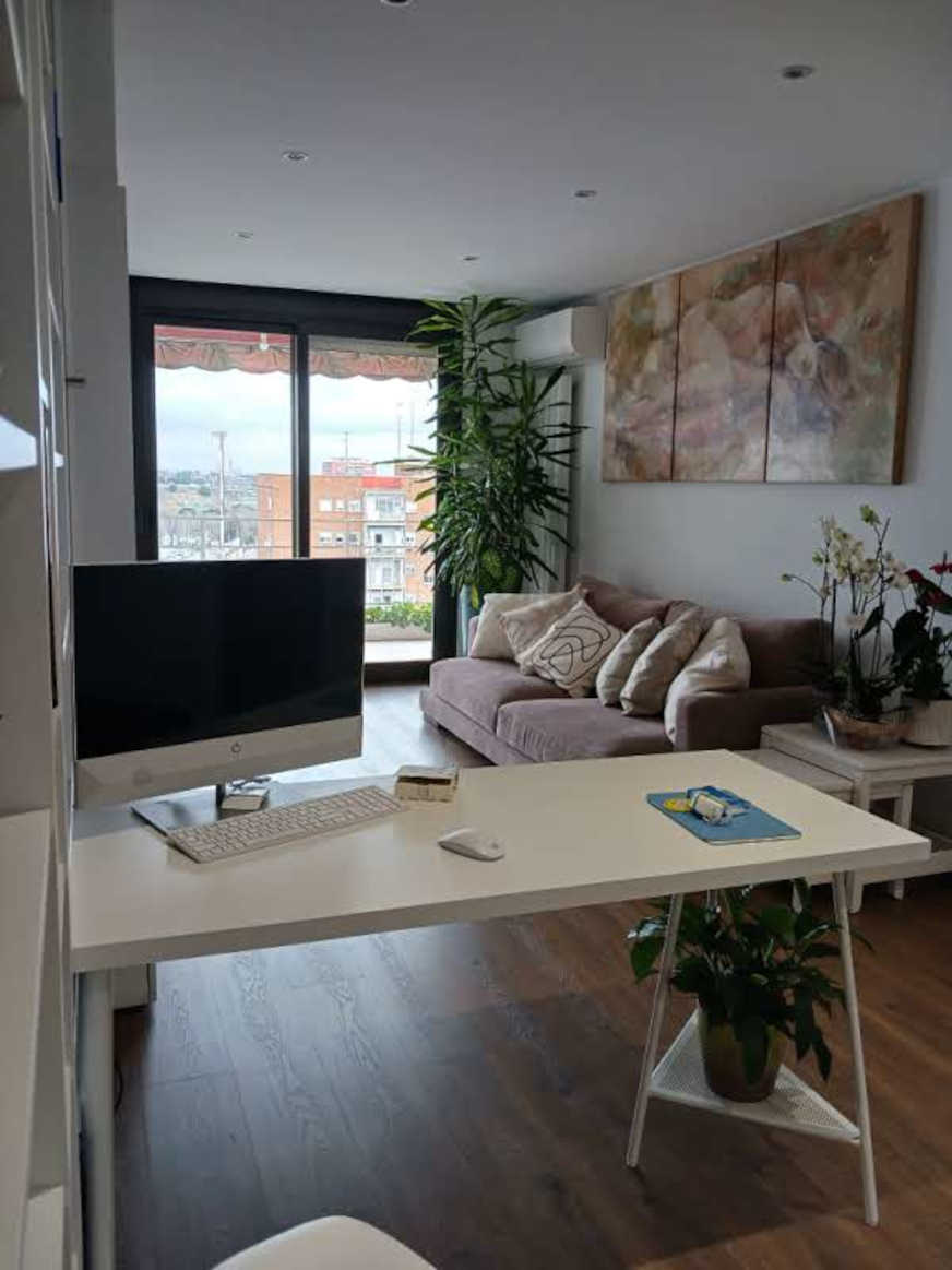 salon y zona de trabajo salon y zona de trabajo